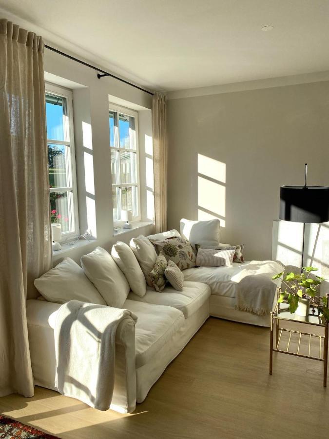 Appartement Himmel & Hoellerl Fuerstenfeld Exterior foto